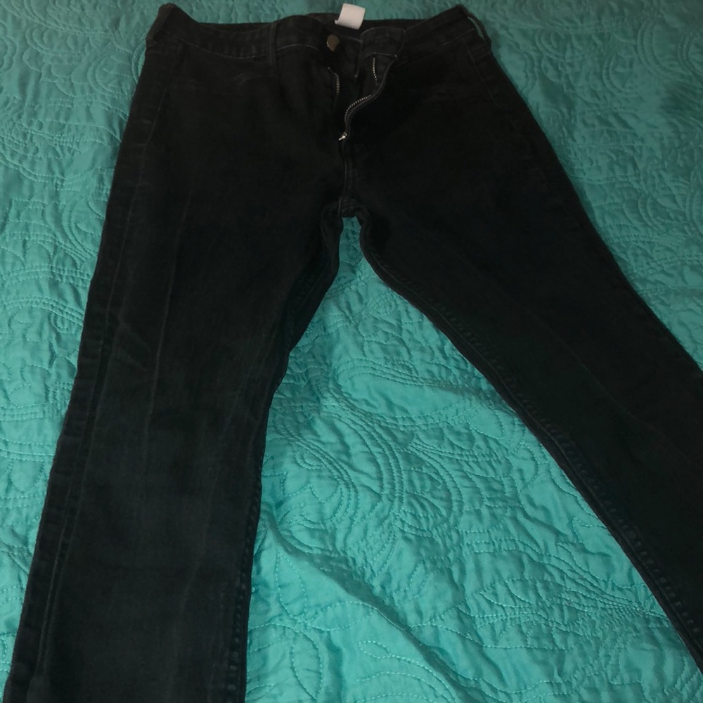 Black skinny jeans
